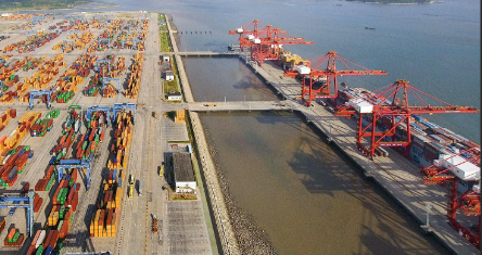 美國(guó)貨運(yùn)代理行業(yè)將迎來(lái)更加廣闊的發(fā)展前景，為全球跨國(guó)貿(mào)易提供物流支持